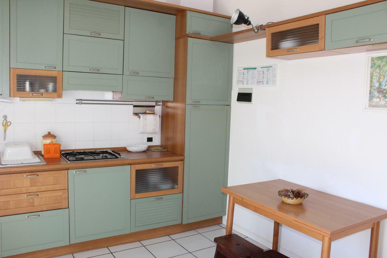 Bilo Frank - Delizioso Bilocale Con Terrazzo Vista Mare Appartement Numana Buitenkant foto